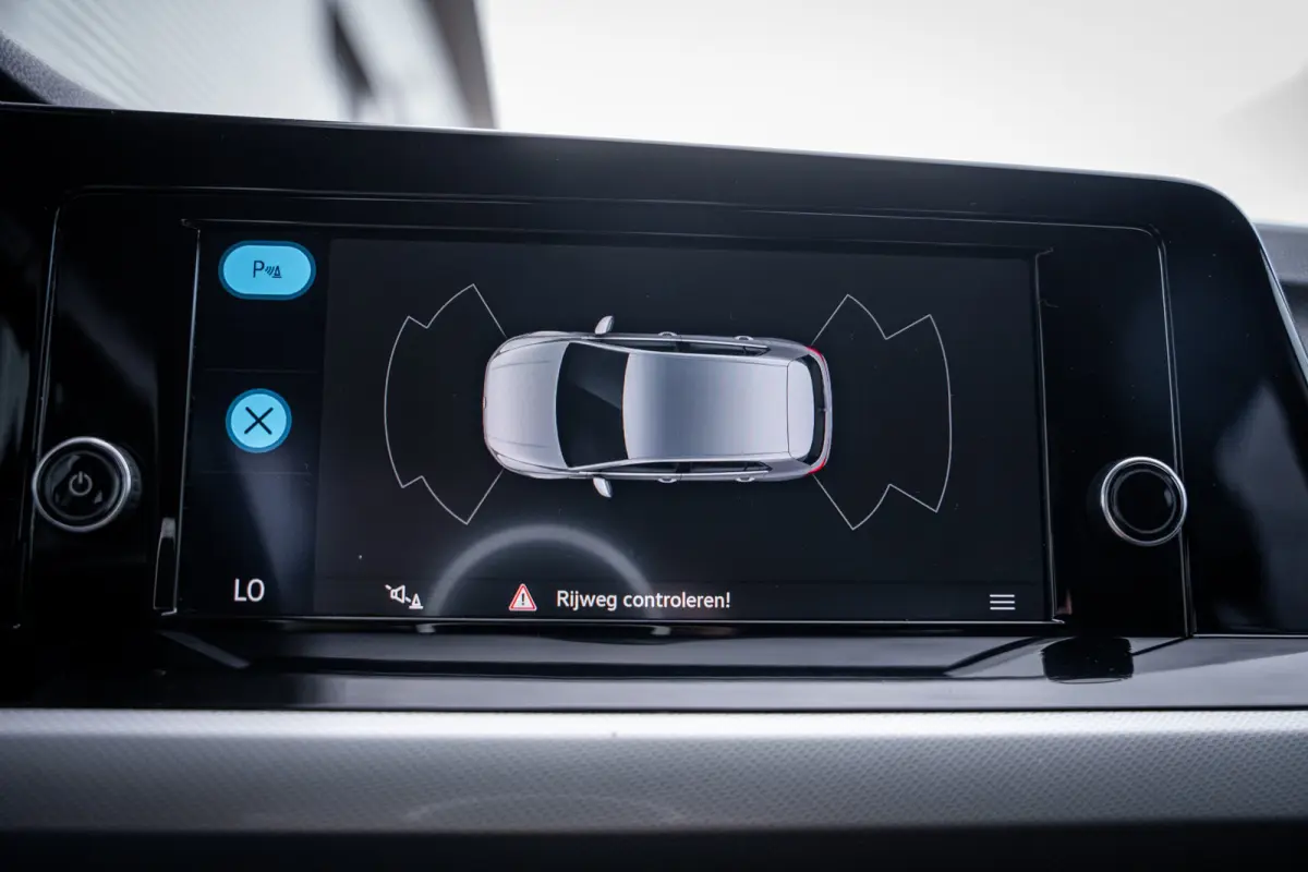 1.0 TSI | Buitenspiegels elektrisch verstel- en verwarmbaar | Cruisecontrol standaard | LED koplampen