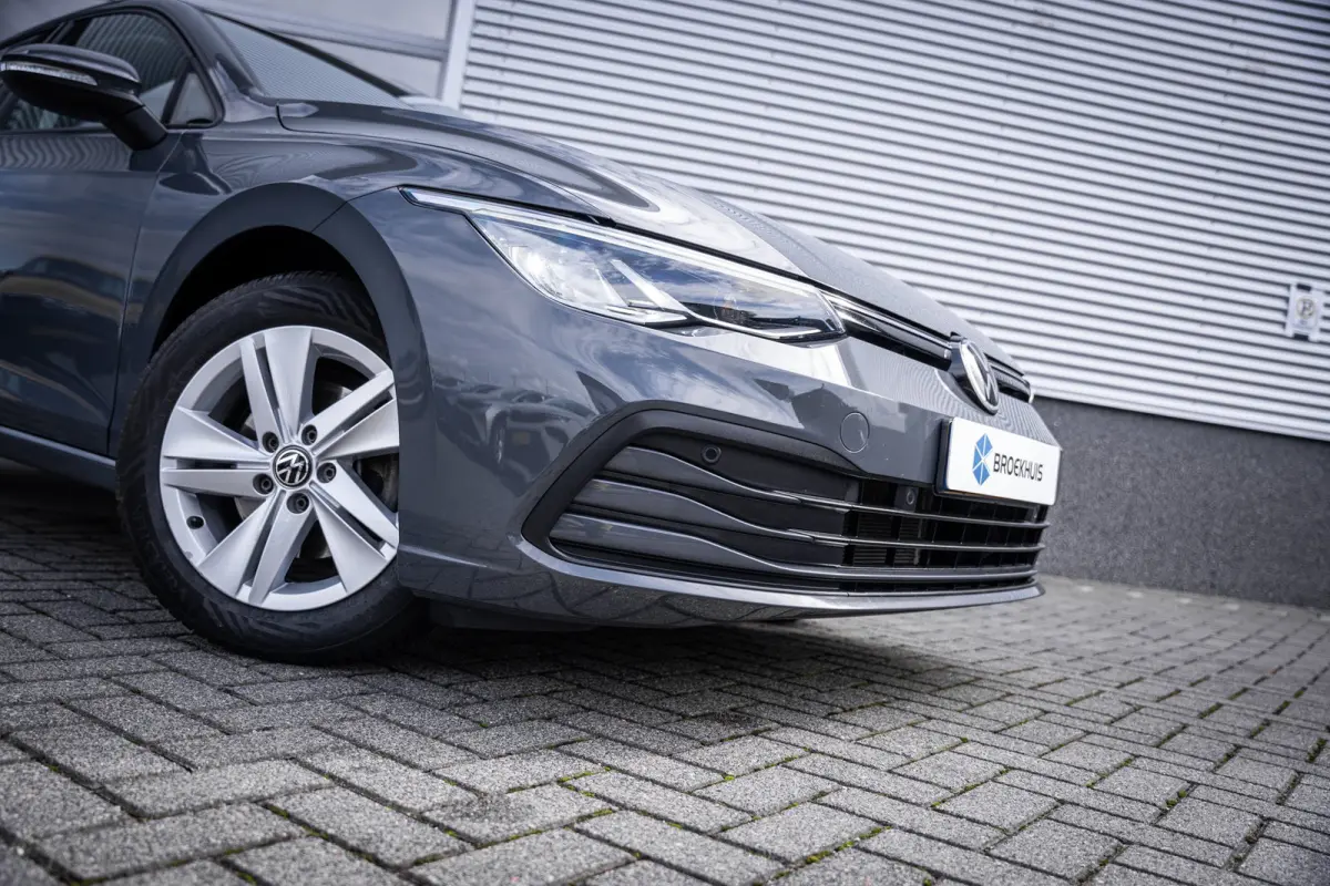 1.0 TSI | Buitenspiegels elektrisch verstel- en verwarmbaar | Cruisecontrol standaard | LED koplampen