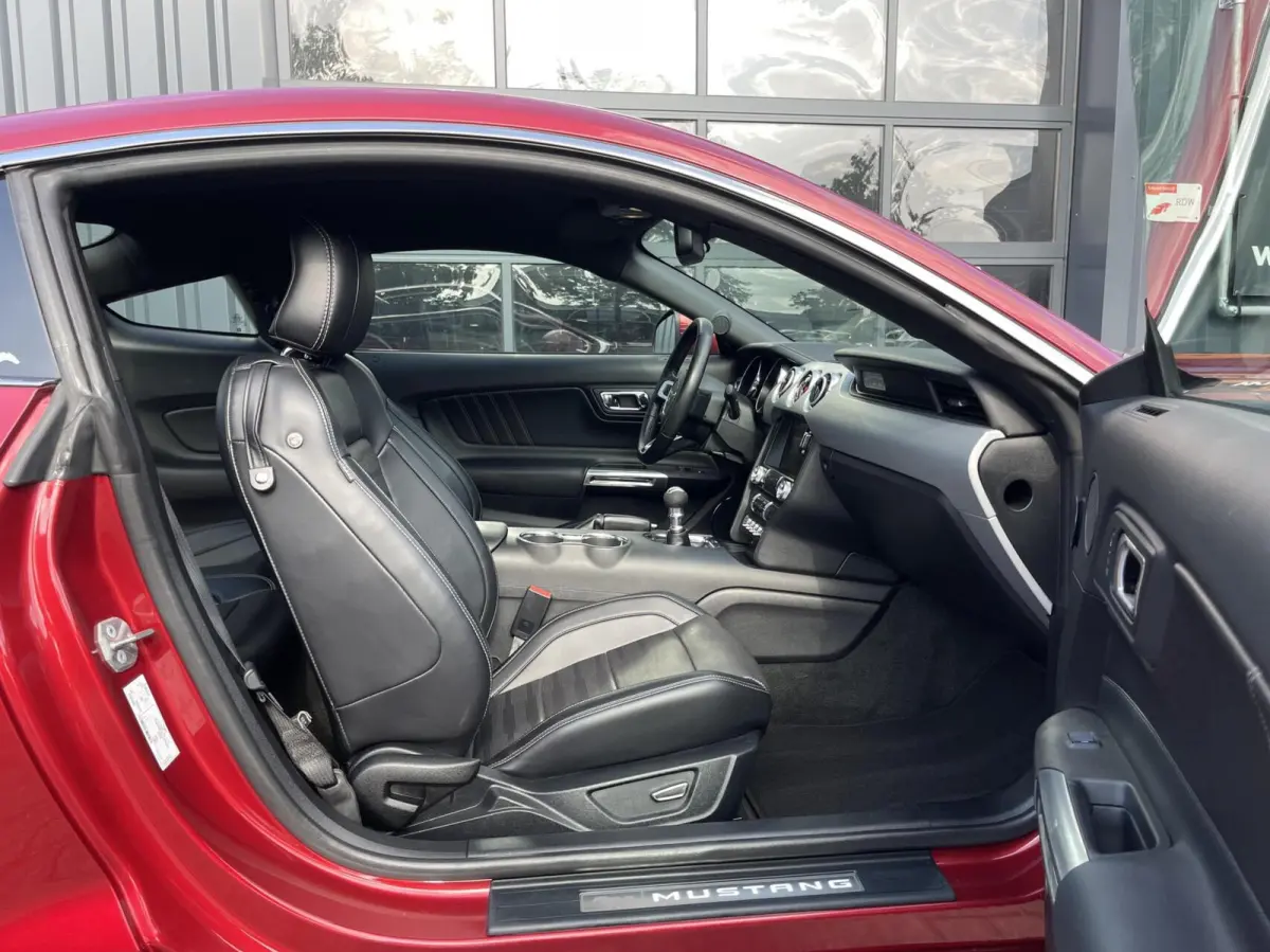 2.3 EcoBoost ORIGINEEL NL|CAMERA|KEYLESS|STOELVENTILATIE+VERWARMING|SHAKER AUDIO