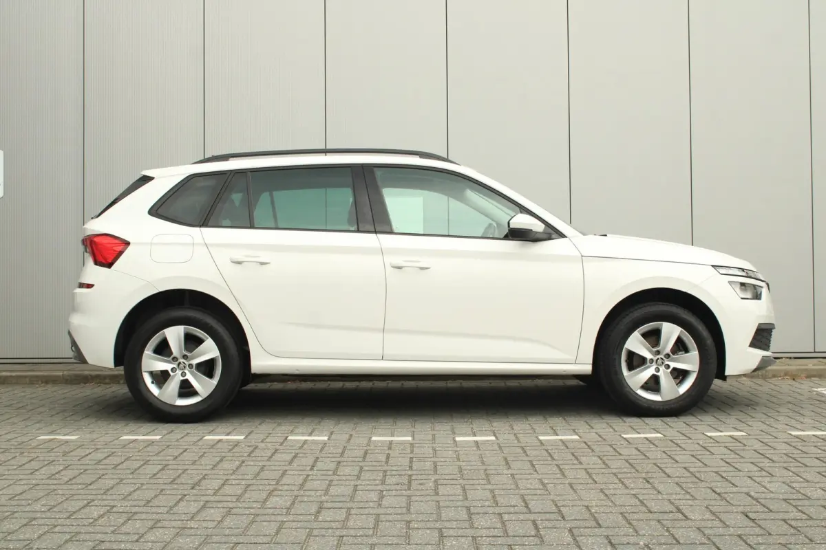 1.0 TSI 110pk Ambition | Trekhaak Wegklapbaar | Apple Carplay / Android Auto | Airco | Cruise Control
