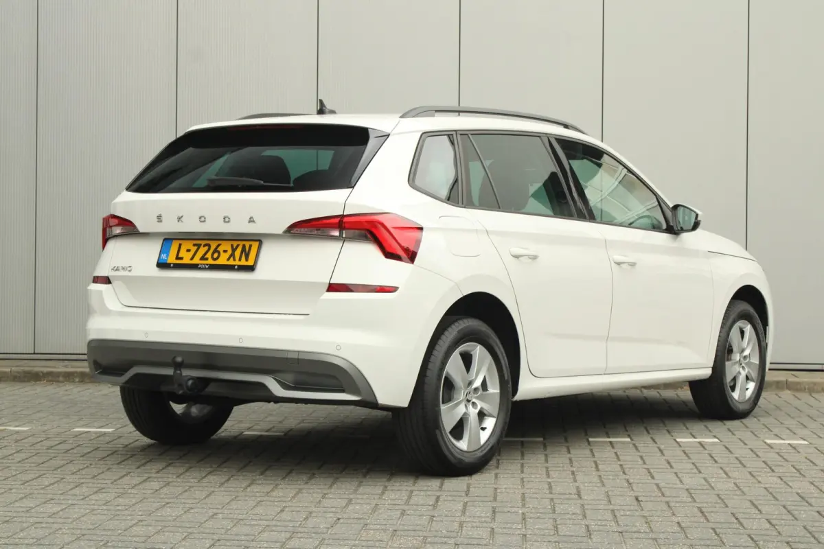 1.0 TSI 110pk Ambition | Trekhaak Wegklapbaar | Apple Carplay / Android Auto | Airco | Cruise Control