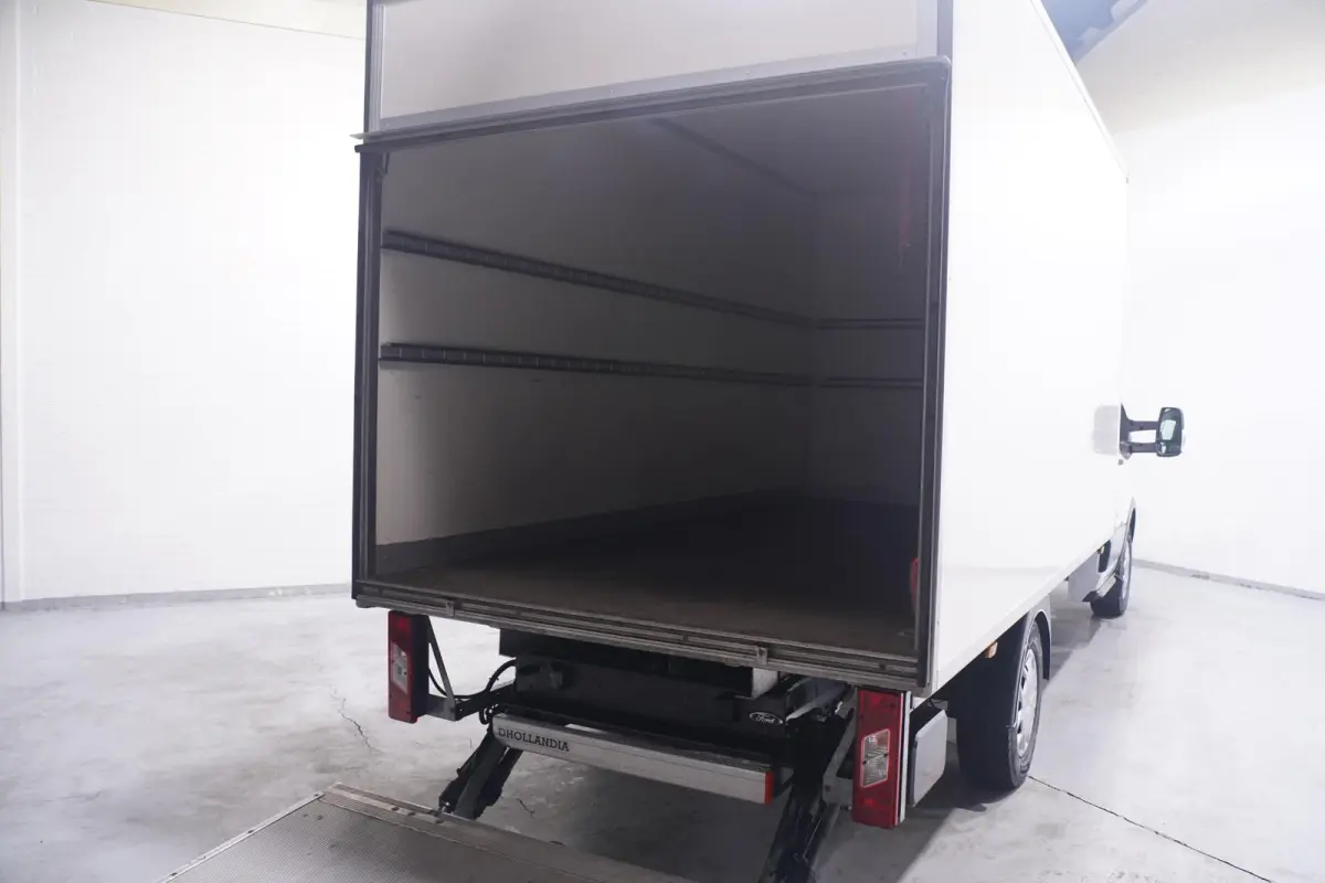 2.0 TDCI 130 pk Bakwagen met Laadklep Airco Cruise Control, Lane Assist, LxBxH 420x200x210 cm, 3-Zits