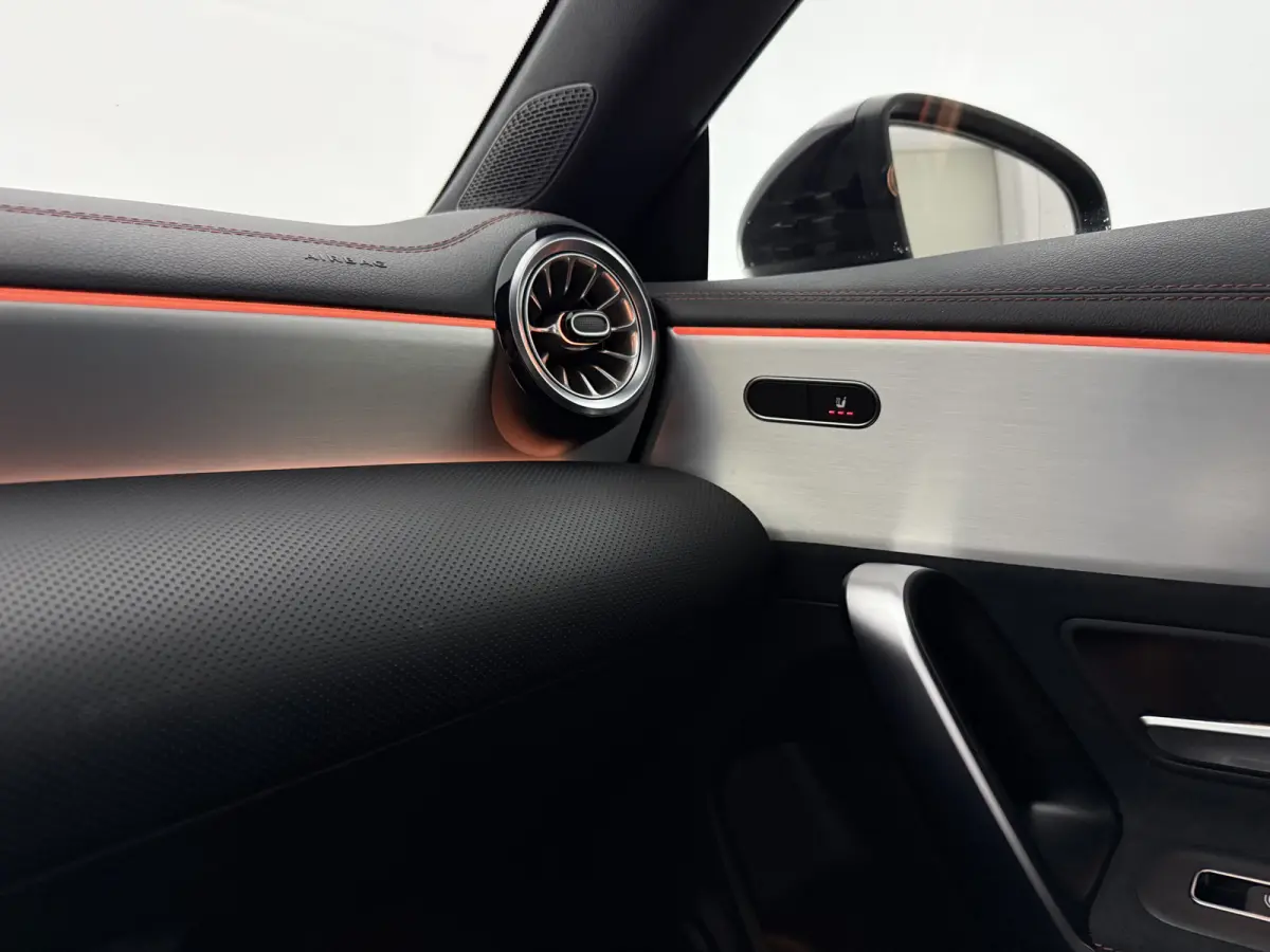 250 e AMG Limited | Camera | Virtual | Sfeer | LED | Carplay | Navi | Parkeersens.