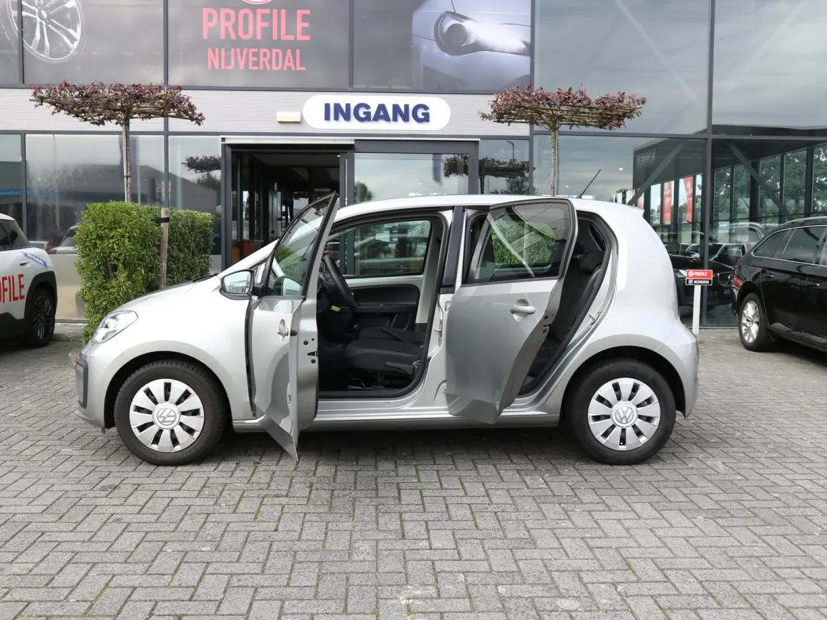 Up! 1.0 BMT move up! AIRCO 5 DRS NL AUTO APK 08-2027