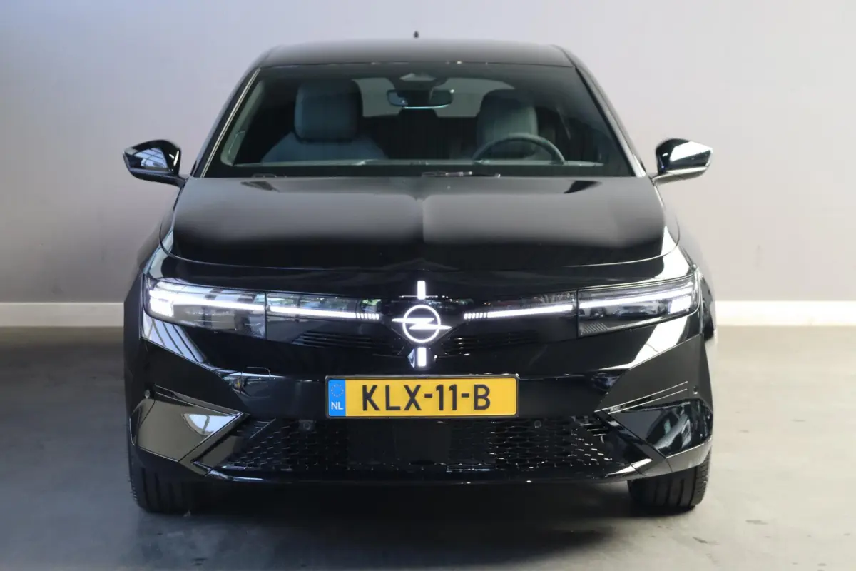 58 kWh GS / Navigatie / Head up / Stoelverwarming