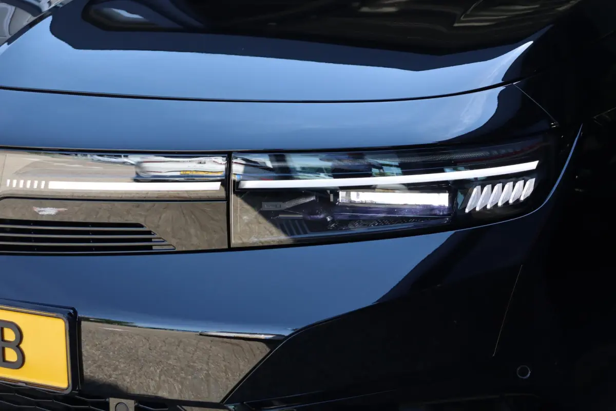 58 kWh GS / Navigatie / Head up / Stoelverwarming