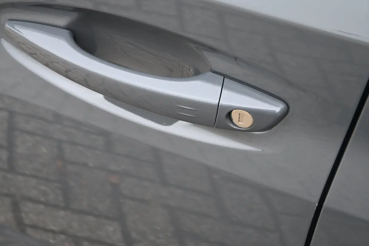 1.2 Hybrid 110 e-DCS6 GT Tot 8 Jaar Garantie! | Navi by app | 360 Camera | DAB ontvanger | Keyless Entry | Full Led | LMV 17" |
