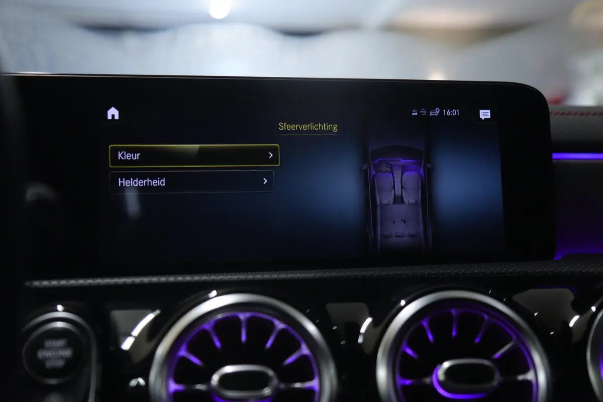 200 Business Solution AMG PANO/CAM/KEYLESS/LANEASSIST/VOL