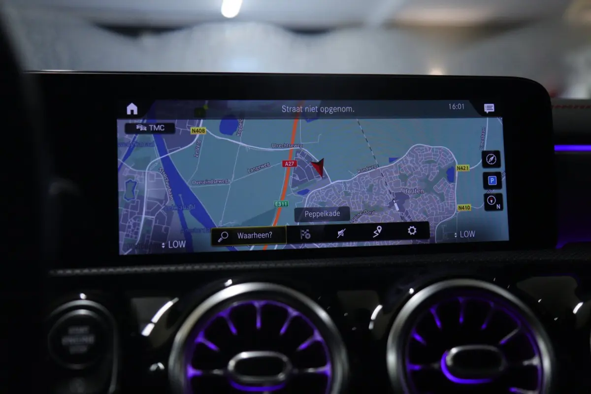 200 Business Solution AMG PANO/CAM/KEYLESS/LANEASSIST/VOL