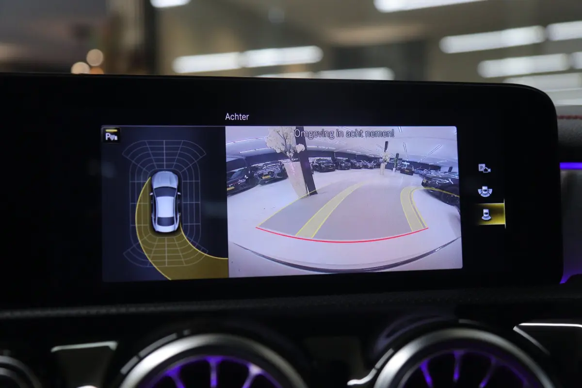 200 Business Solution AMG PANO/CAM/KEYLESS/LANEASSIST/VOL