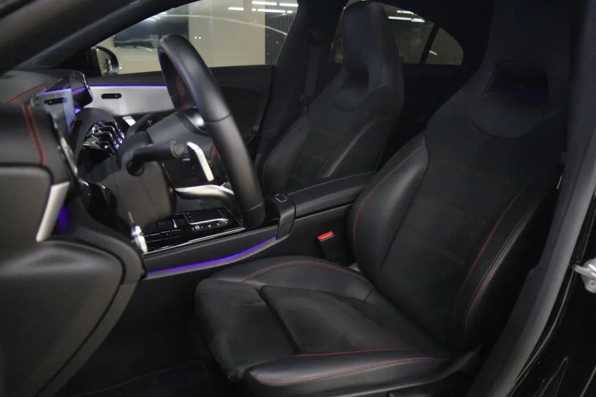 200 Business Solution AMG PANO/CAM/KEYLESS/LANEASSIST/VOL