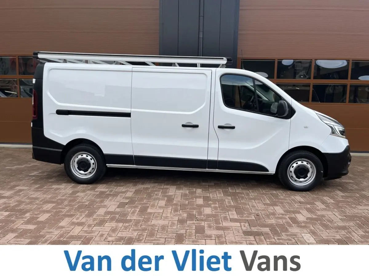 2.0 dCi 120pk L2 Comfort 3p Lease €287 p/m, Trekhaak, 2 Schuifdeuren, Airco, PDC, Cruise controle, Onderhoudshistorie aanwezig