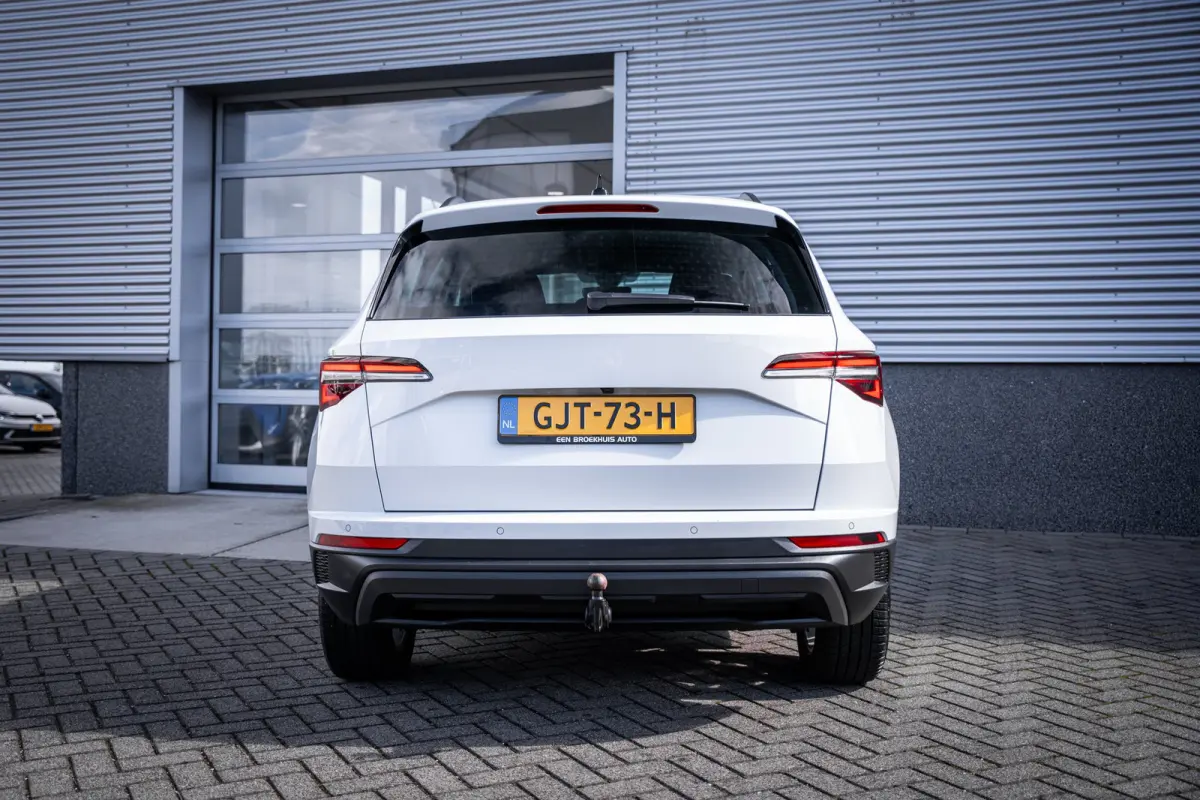 1.5 TSI ACT Business Edition | Achteruitrijcamera | Lichtmetalen velgen 17" | Trekhaak uitklapbaar