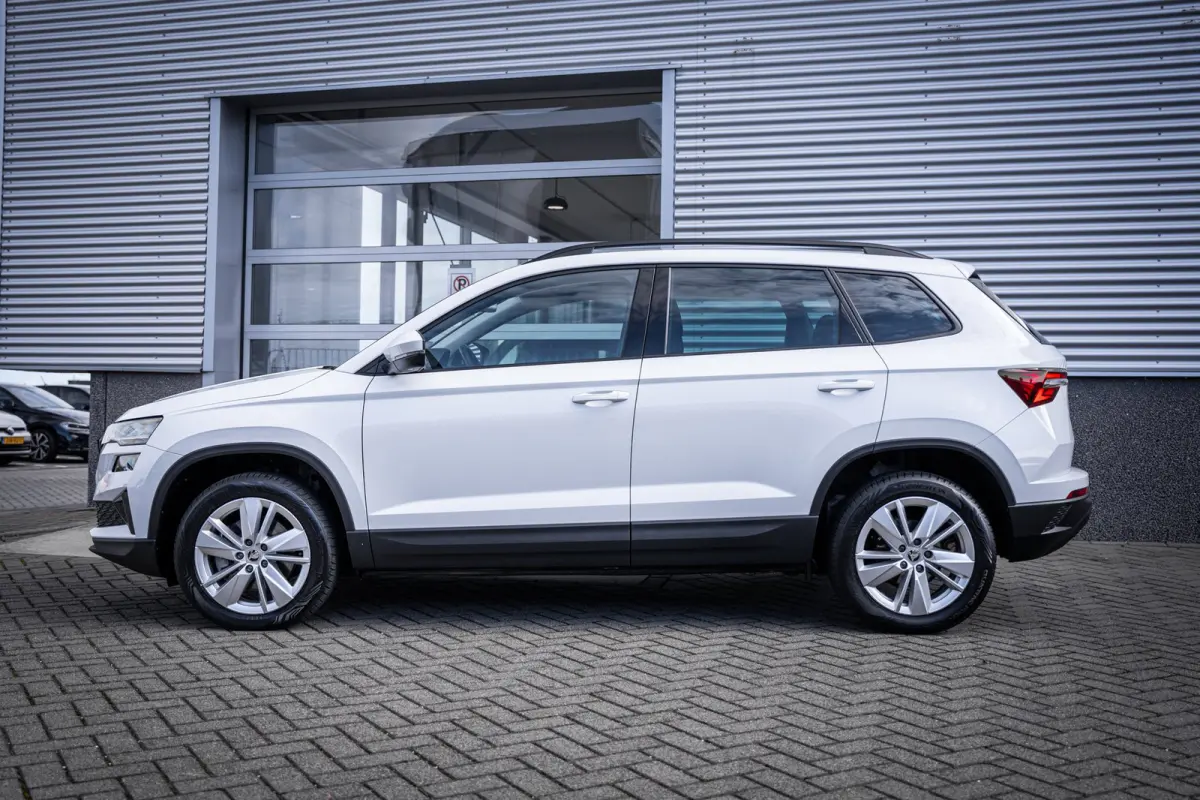 1.5 TSI ACT Business Edition | Achteruitrijcamera | Lichtmetalen velgen 17" | Trekhaak uitklapbaar