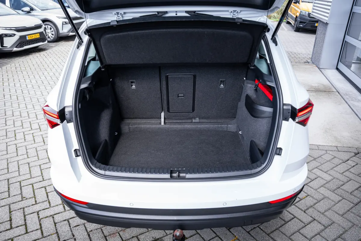 1.5 TSI ACT Business Edition | Achteruitrijcamera | Lichtmetalen velgen 17" | Trekhaak uitklapbaar