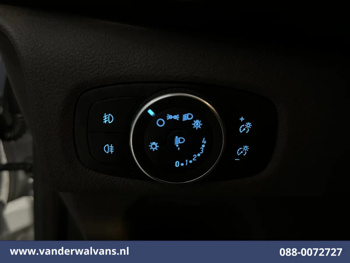 2.0 TDCI L2H1 Euro6 Airco | Camera | Navigatie | LED | Apple Carplay Cruisecontrol, Stoelverwarming, Verwarmde Voorruit, Parkeersensoren, Bijrijdersbank