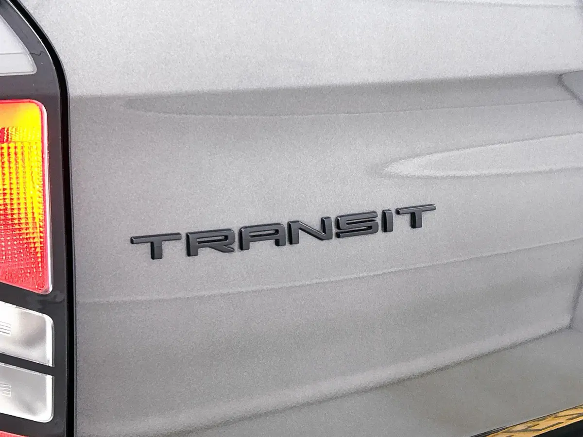 300 2.0 TDCI L2H1 Trend Nieuw Model Automaat Navigatie Parkeersensoren Camera