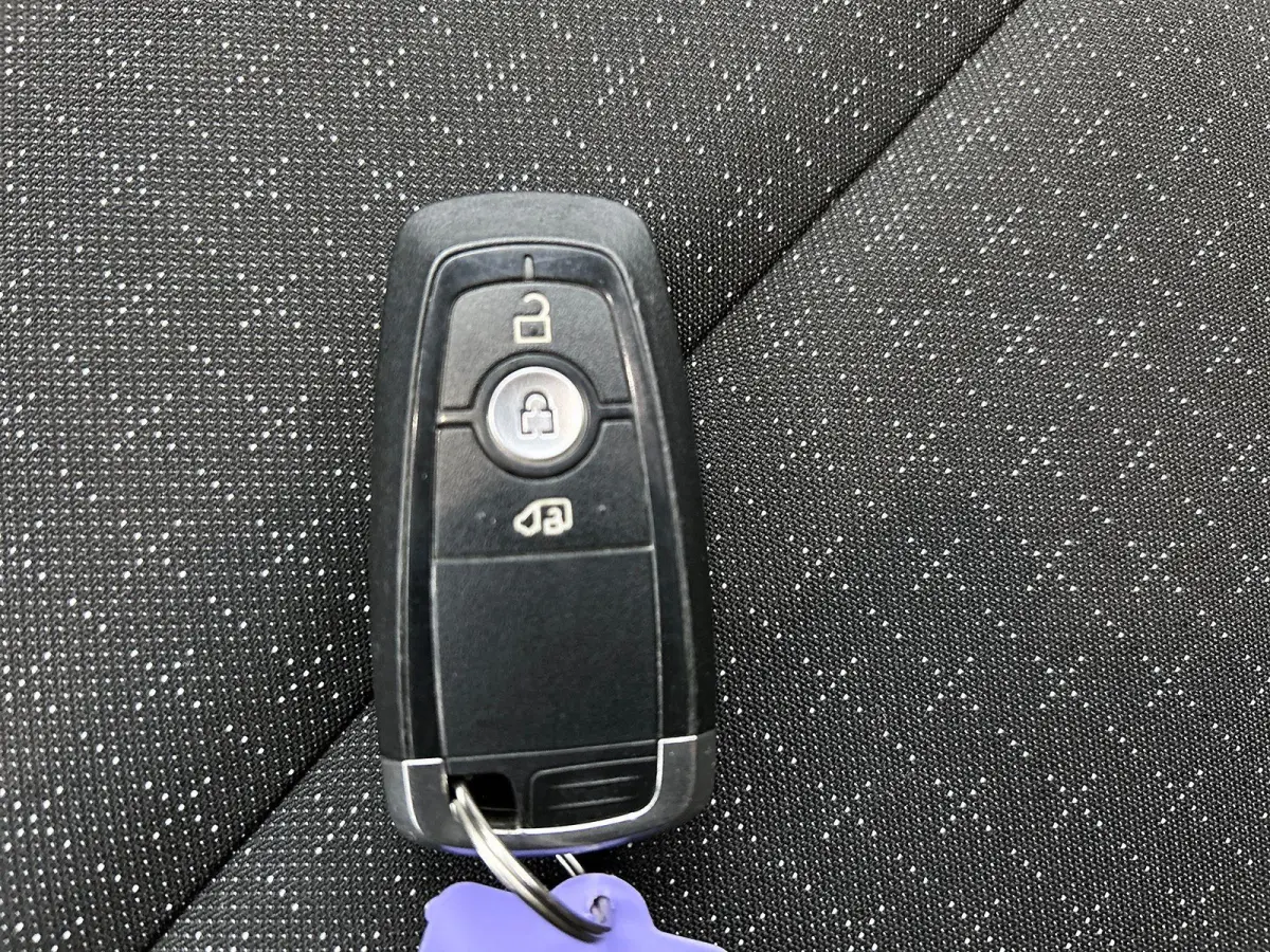 300 2.0 TDCI L2H1 Trend Nieuw Model Automaat Navigatie Parkeersensoren Camera