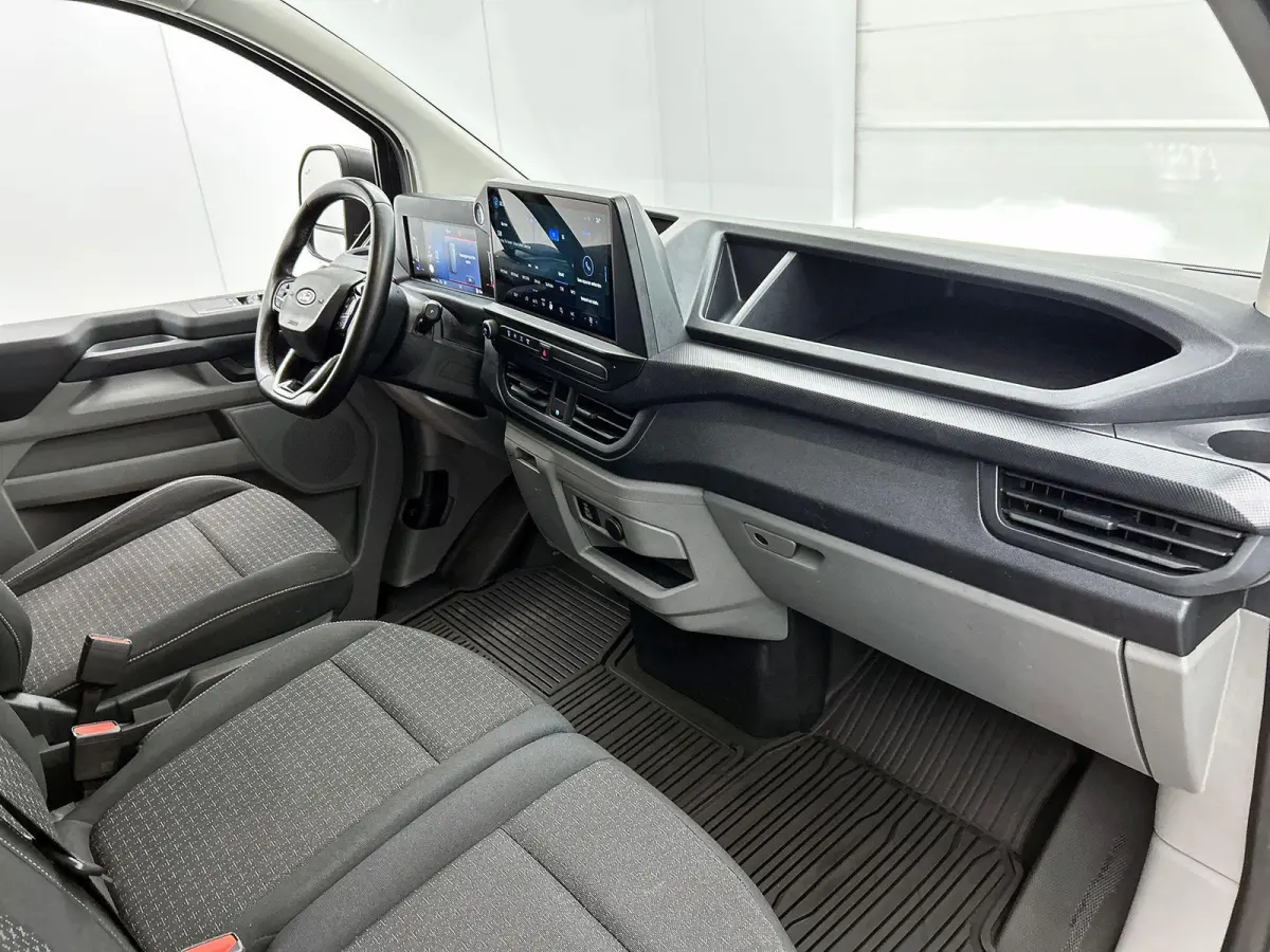 300 2.0 TDCI L2H1 Trend Nieuw Model Automaat Navigatie Parkeersensoren Camera