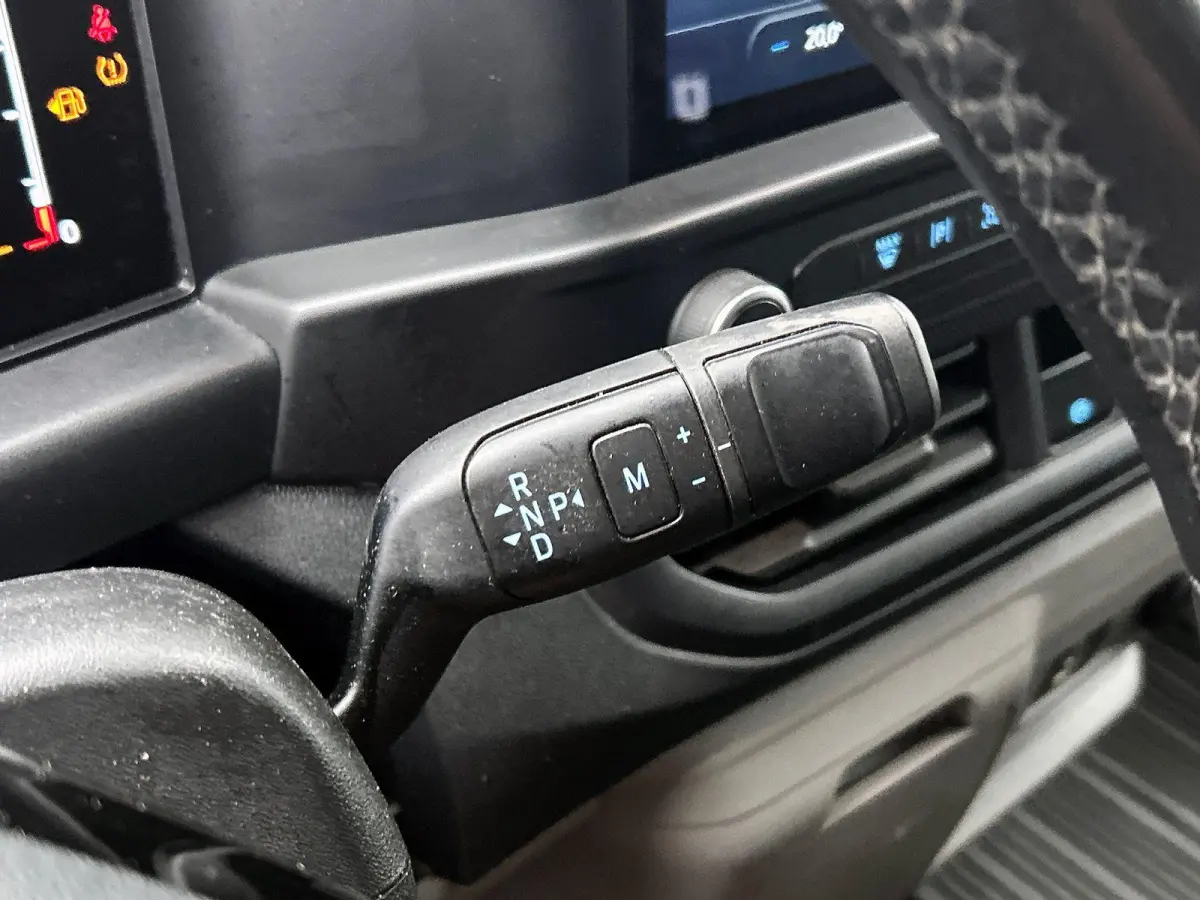 300 2.0 TDCI L2H1 Trend Nieuw Model Automaat Navigatie Parkeersensoren Camera