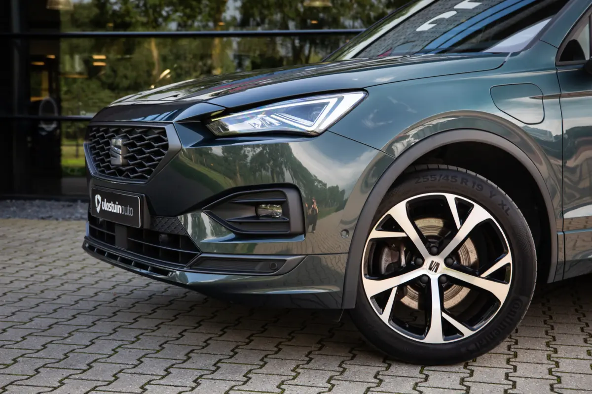 1.4 TSI e-Hybrid PHEV Xperience Business Intense , Panoramadak, Trekhaak, Adap. cruise,