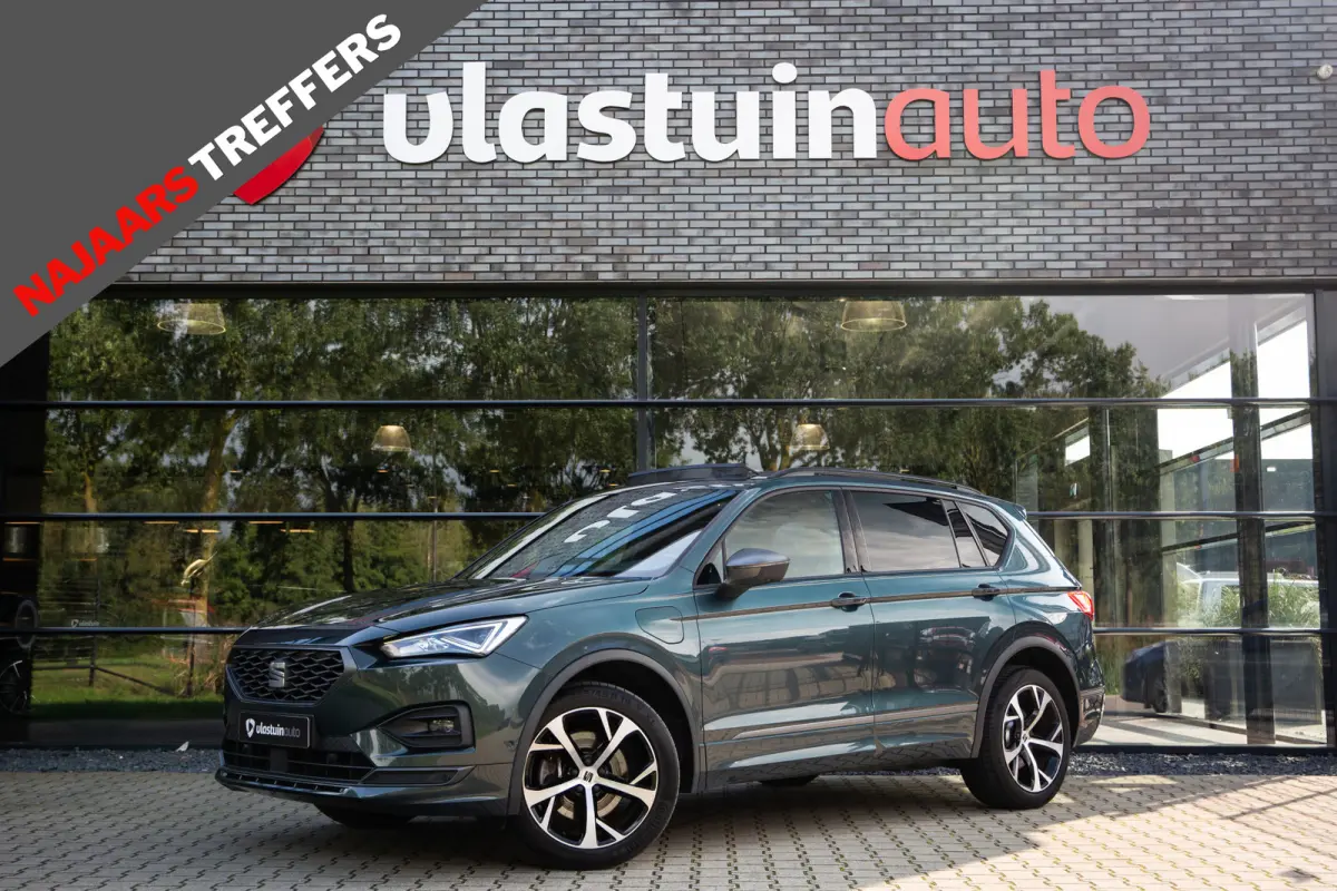 1.4 TSI e-Hybrid PHEV Xperience Business Intense , Panoramadak, Trekhaak, Adap. cruise,