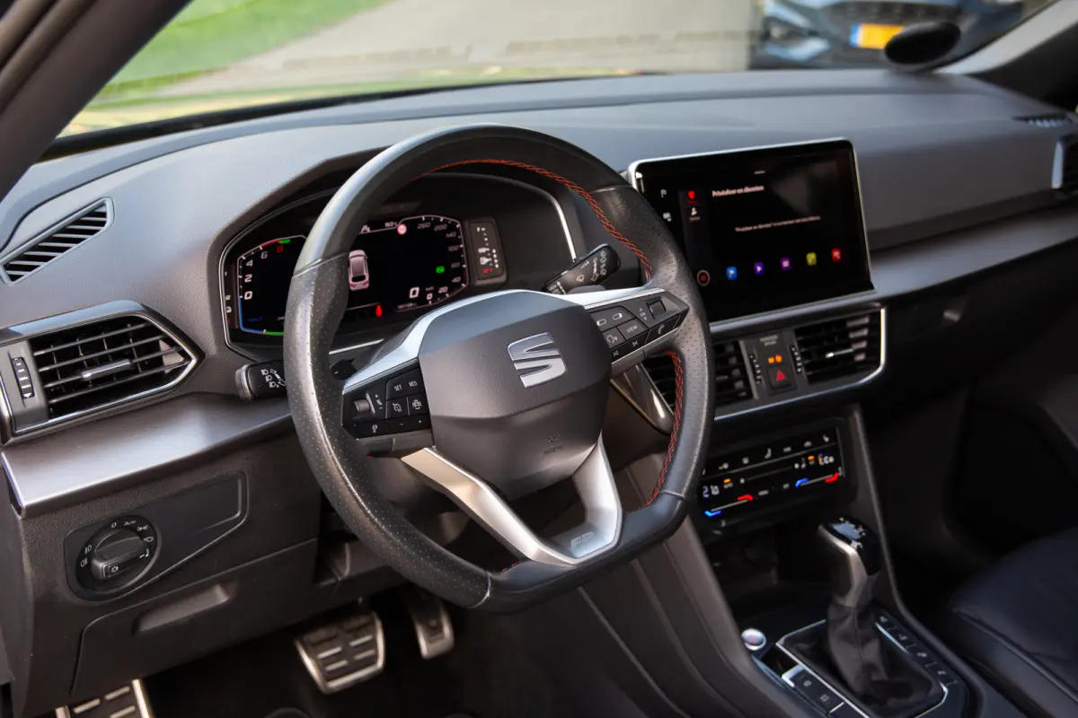 1.4 TSI e-Hybrid PHEV Xperience Business Intense , Panoramadak, Trekhaak, Adap. cruise,