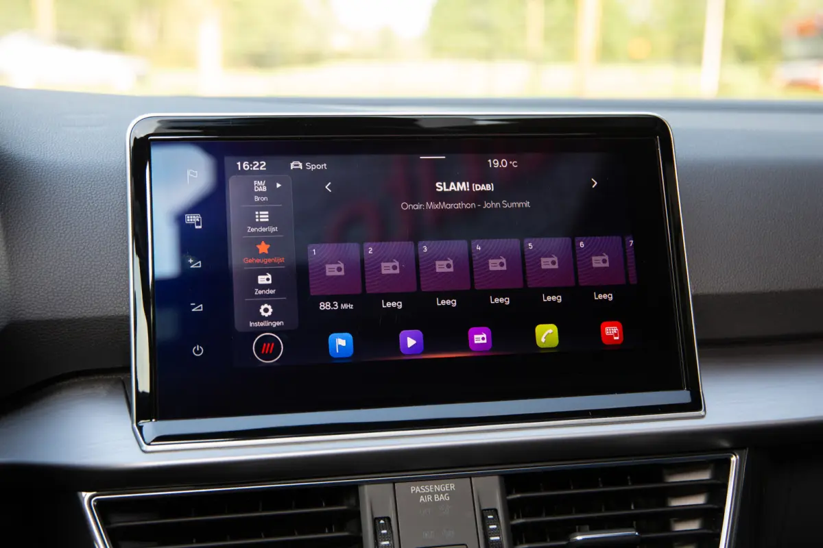 1.4 TSI e-Hybrid PHEV Xperience Business Intense , Panoramadak, Trekhaak, Adap. cruise,