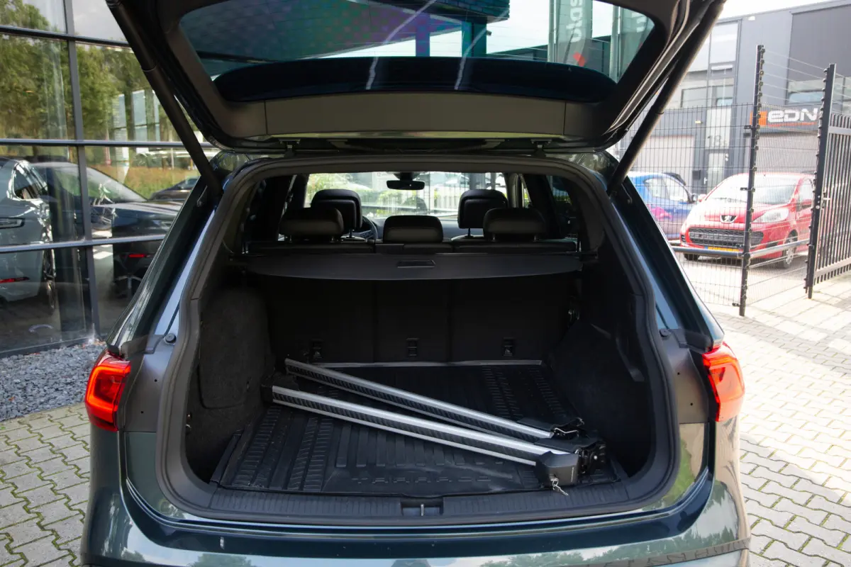 1.4 TSI e-Hybrid PHEV Xperience Business Intense , Panoramadak, Trekhaak, Adap. cruise,