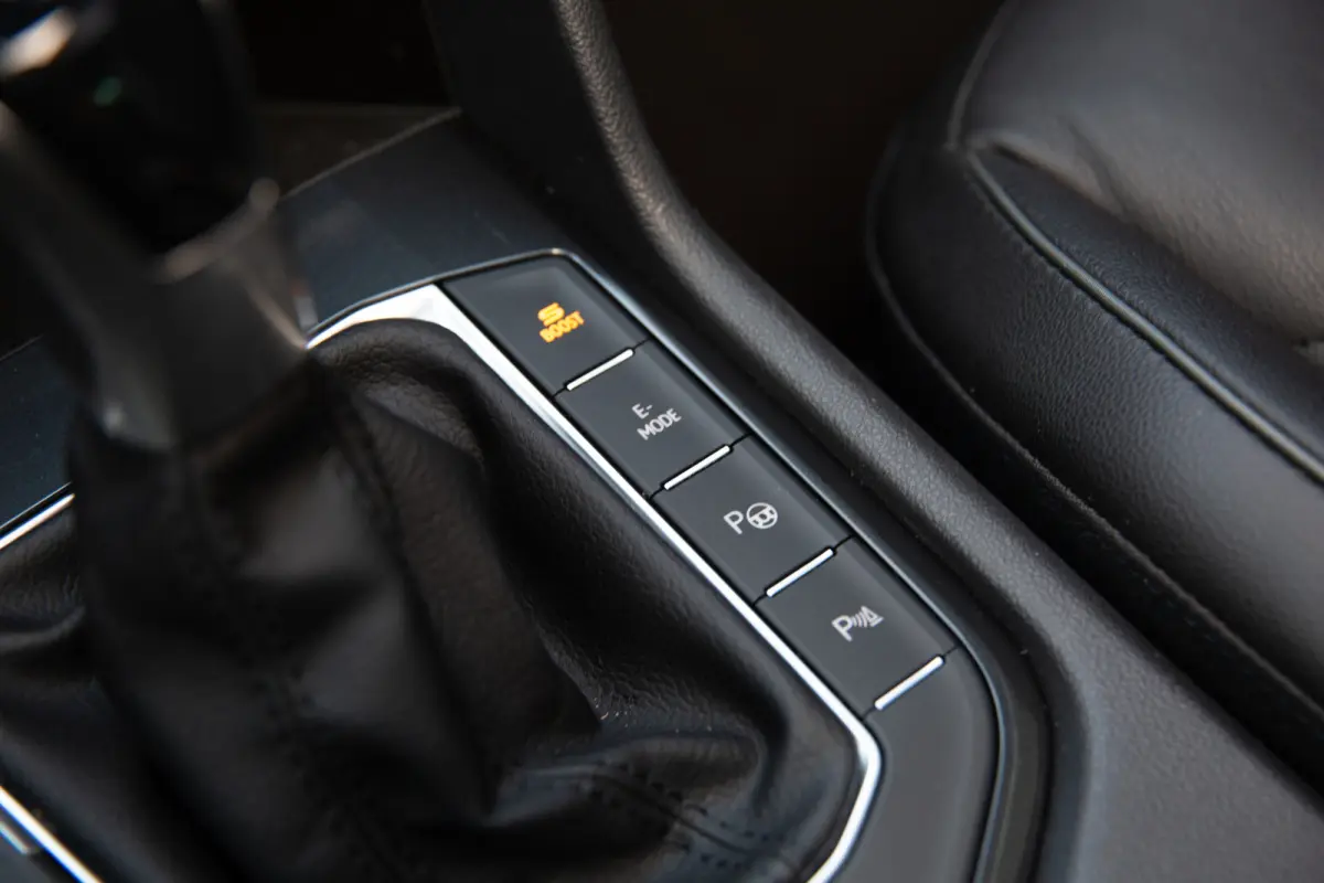 1.4 TSI e-Hybrid PHEV Xperience Business Intense , Panoramadak, Trekhaak, Adap. cruise,