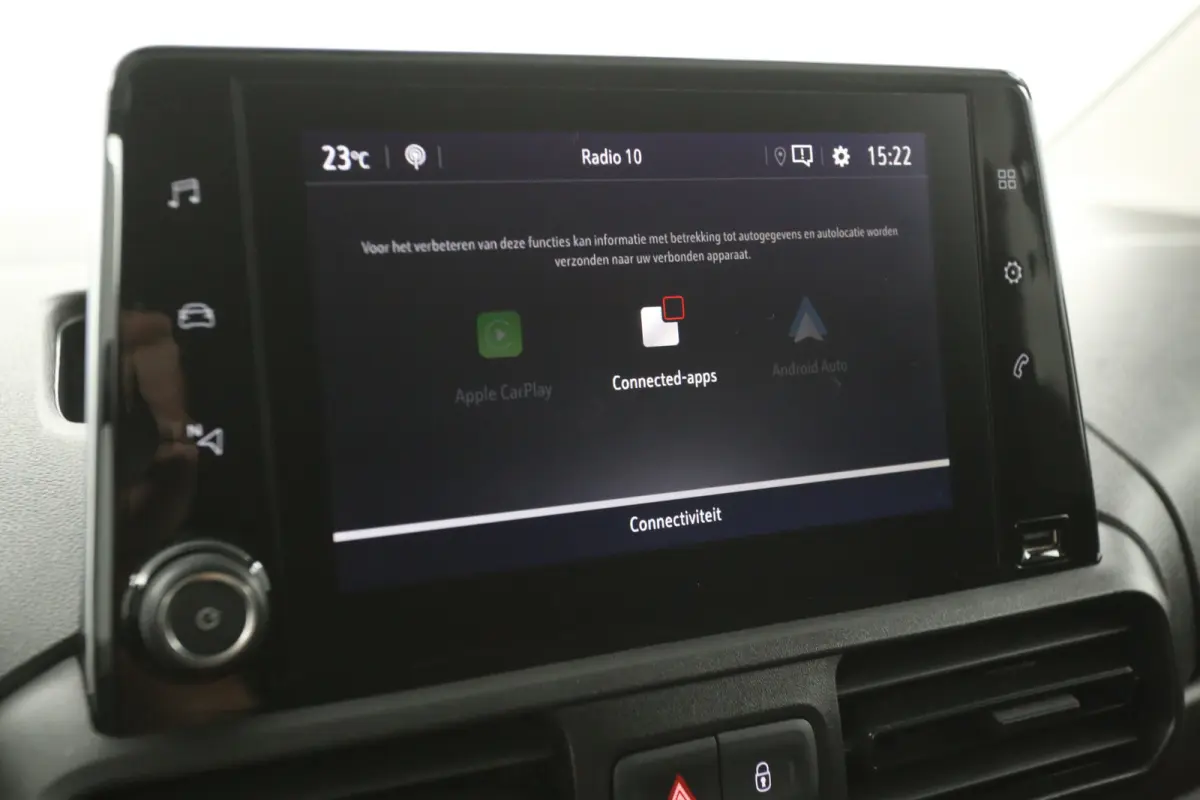 1.5D 102PK | Airco | Cruise | Carplay | Trekhaak | Navi | Parkeersensoren
