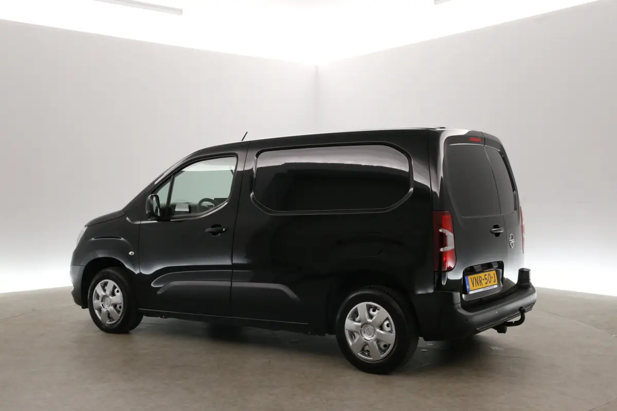 1.5D 102PK | Airco | Cruise | Carplay | Trekhaak | Navi | Parkeersensoren