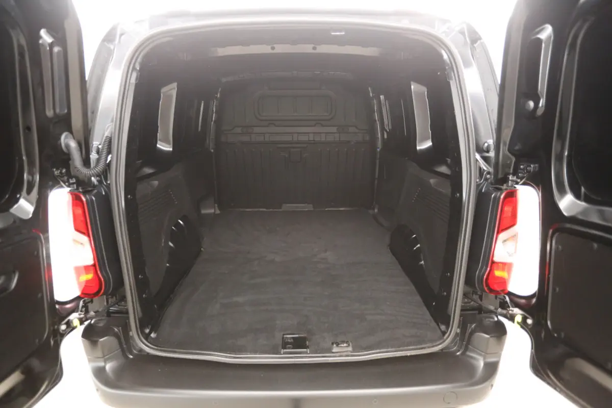 1.5D 102PK | Airco | Cruise | Carplay | Trekhaak | Navi | Parkeersensoren