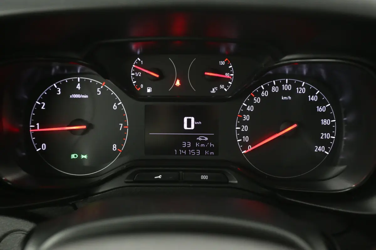 1.5D 102PK | Airco | Cruise | Carplay | Trekhaak | Navi | Parkeersensoren