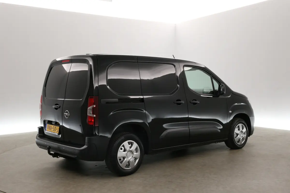 1.5D 102PK | Airco | Cruise | Carplay | Trekhaak | Navi | Parkeersensoren