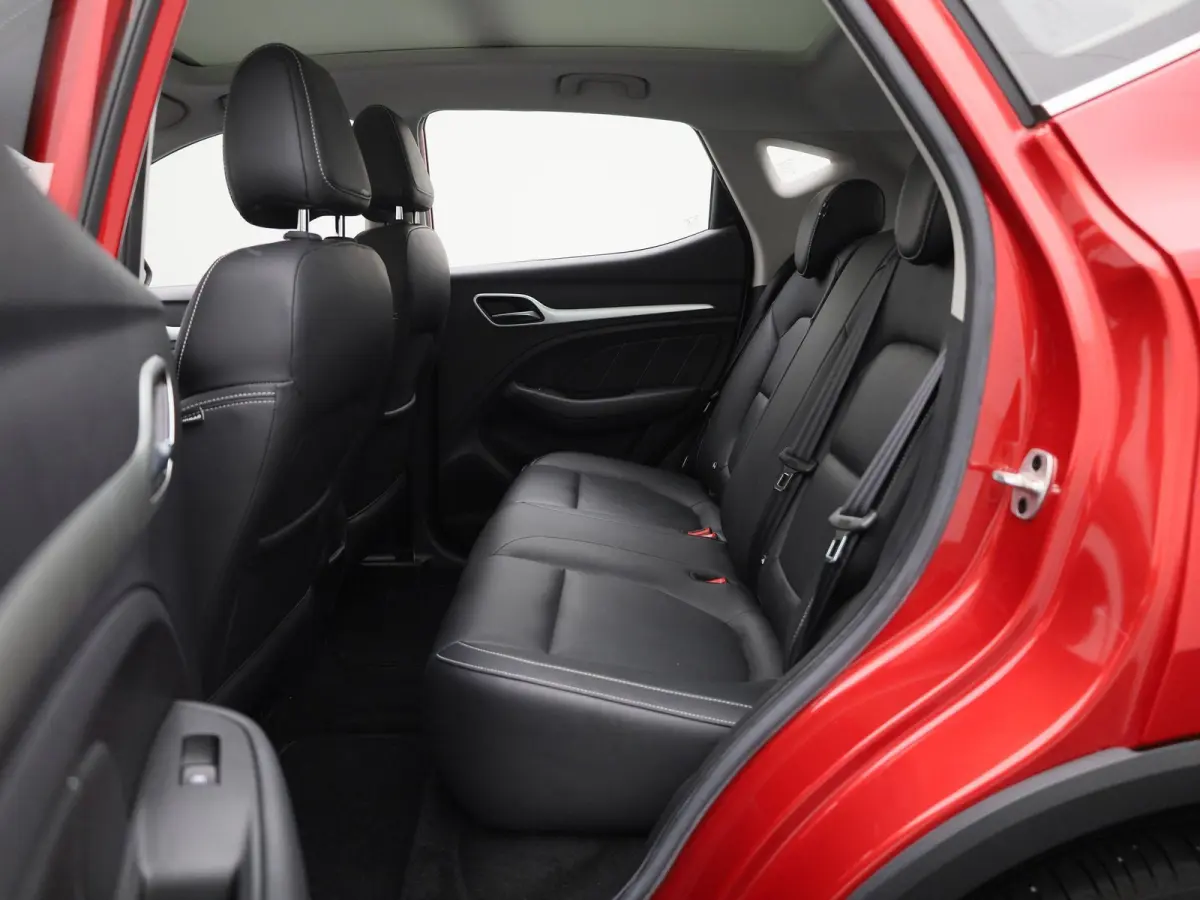 MG Luxury 45 kWh | SOH 97.09% | ACHTERUITRIJCAMERA | PANORAMA | NAVIGATIE | CLIMATE CONTROL | STOELVERWARMING | PARKEERSENSOREN |