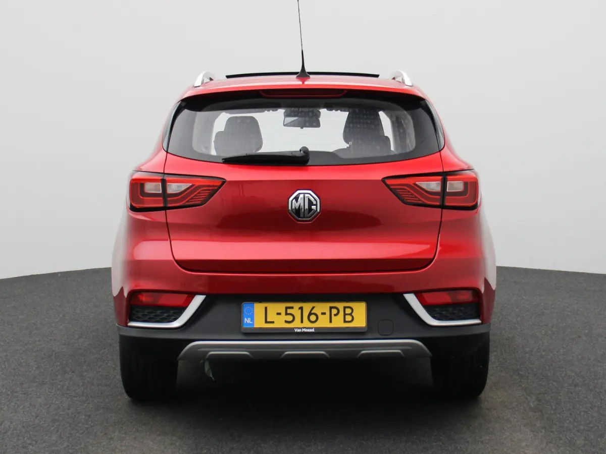 MG Luxury 45 kWh | 97.09 | ACHTERUITRIJCAMERA | PANORAMA | NAVIGATIE | CLIMATE CONTROL | STOELVERWARMING | PARKEERSENSOREN |