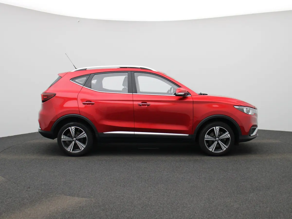 MG Luxury 45 kWh | 97.09 | ACHTERUITRIJCAMERA | PANORAMA | NAVIGATIE | CLIMATE CONTROL | STOELVERWARMING | PARKEERSENSOREN |