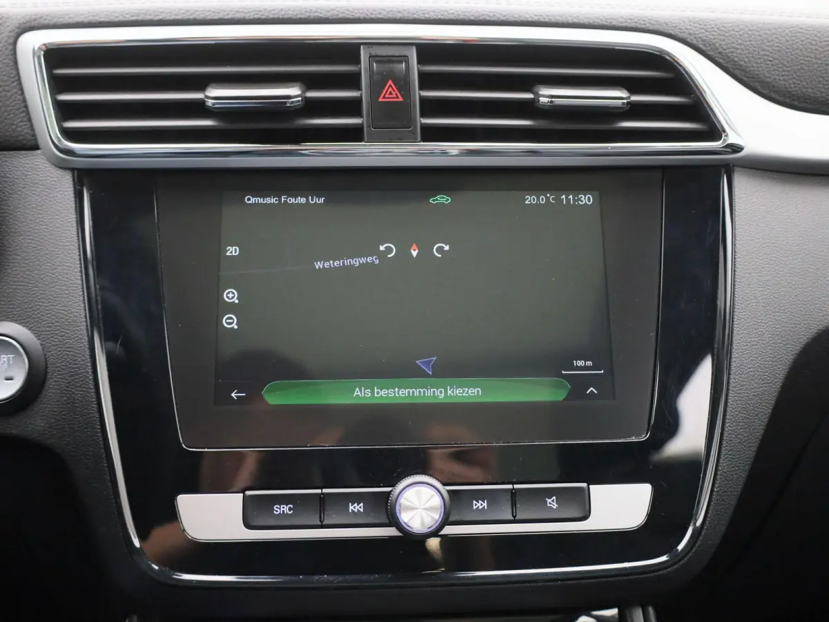 MG Luxury 45 kWh | SOH 97.09% | ACHTERUITRIJCAMERA | PANORAMA | NAVIGATIE | CLIMATE CONTROL | STOELVERWARMING | PARKEERSENSOREN |