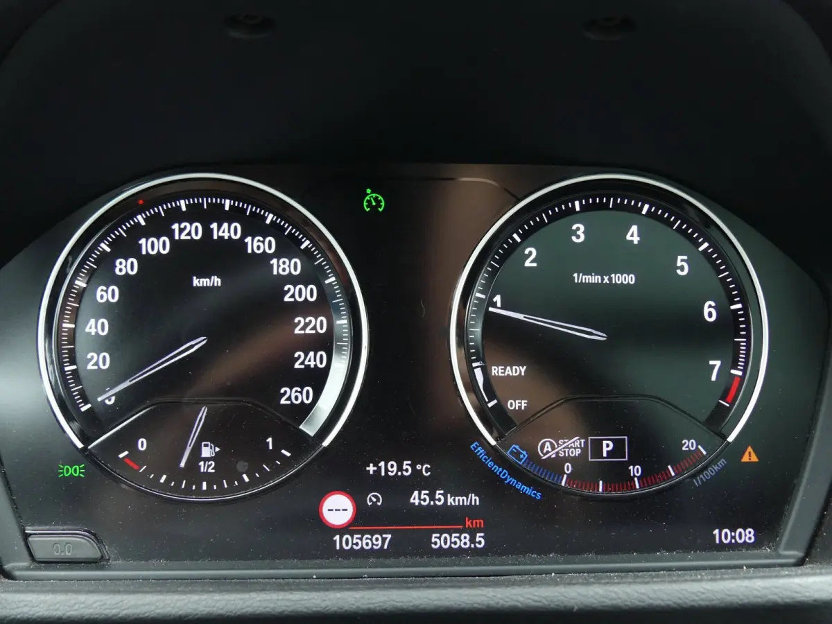 SDrive18i High Executive / Pano / Leer