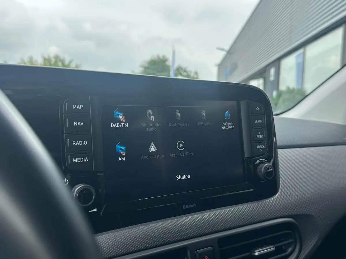 1.0 Comfort Smart, Airco, Bluetooth, Carplay, Camera, Cruise, Lane, Navi, PDC, NAP