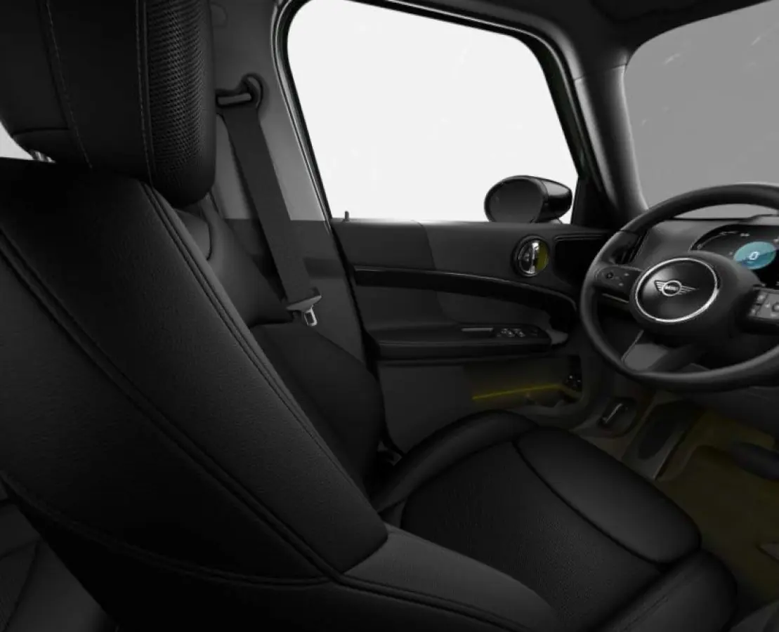 Cooper ALL4 Active Cruise Control - Elektrisch verwarmbare/verstelbare stoelen - Comfort acces - Getinte Ruiten - Driving Assistant - Elektrisch inklapbare buitenspiegels -