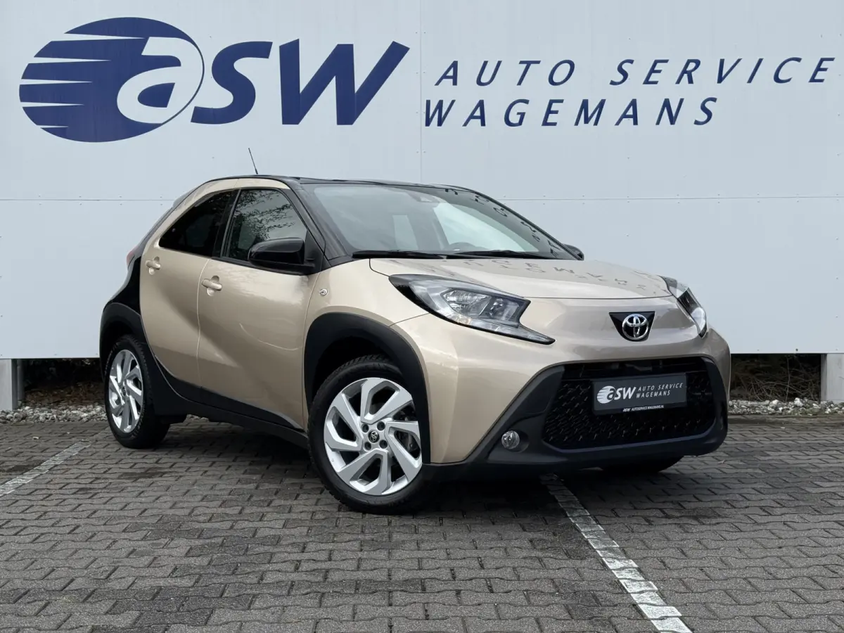 1.0 VVT-i S-CVT Pulse | CarPlay | ACC | Camera | DAB+