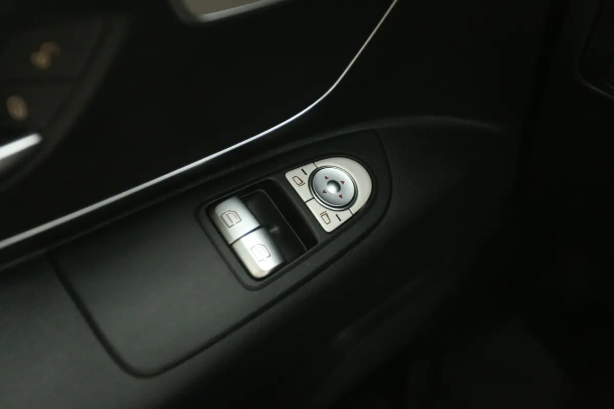 114 CDI Lang | Airco | Cruise | 3 Zits | Trekhaak | Carplay | Navi