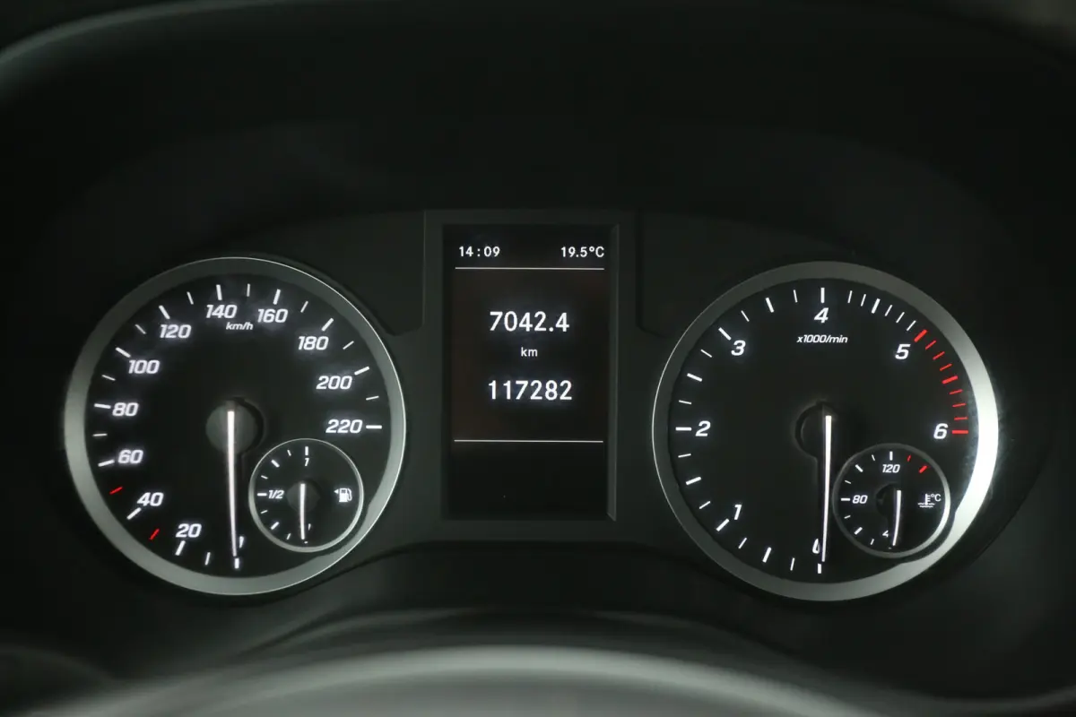 114 CDI Lang | Airco | Cruise | 3 Zits | Trekhaak | Carplay | Navi
