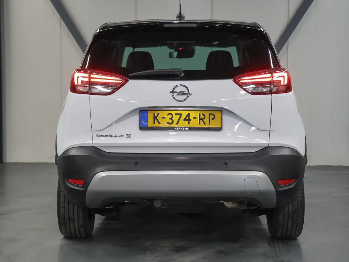 110PK Edition 2020 | 1ste eigenaar | Parkeersensoren | Navigatie | Airco | LMV | AppleCarPlay/AndroidAuto | Cruise Control | LED lampen | Trekhaak | Isofix | Privacy Glass | Parkeersensoren 