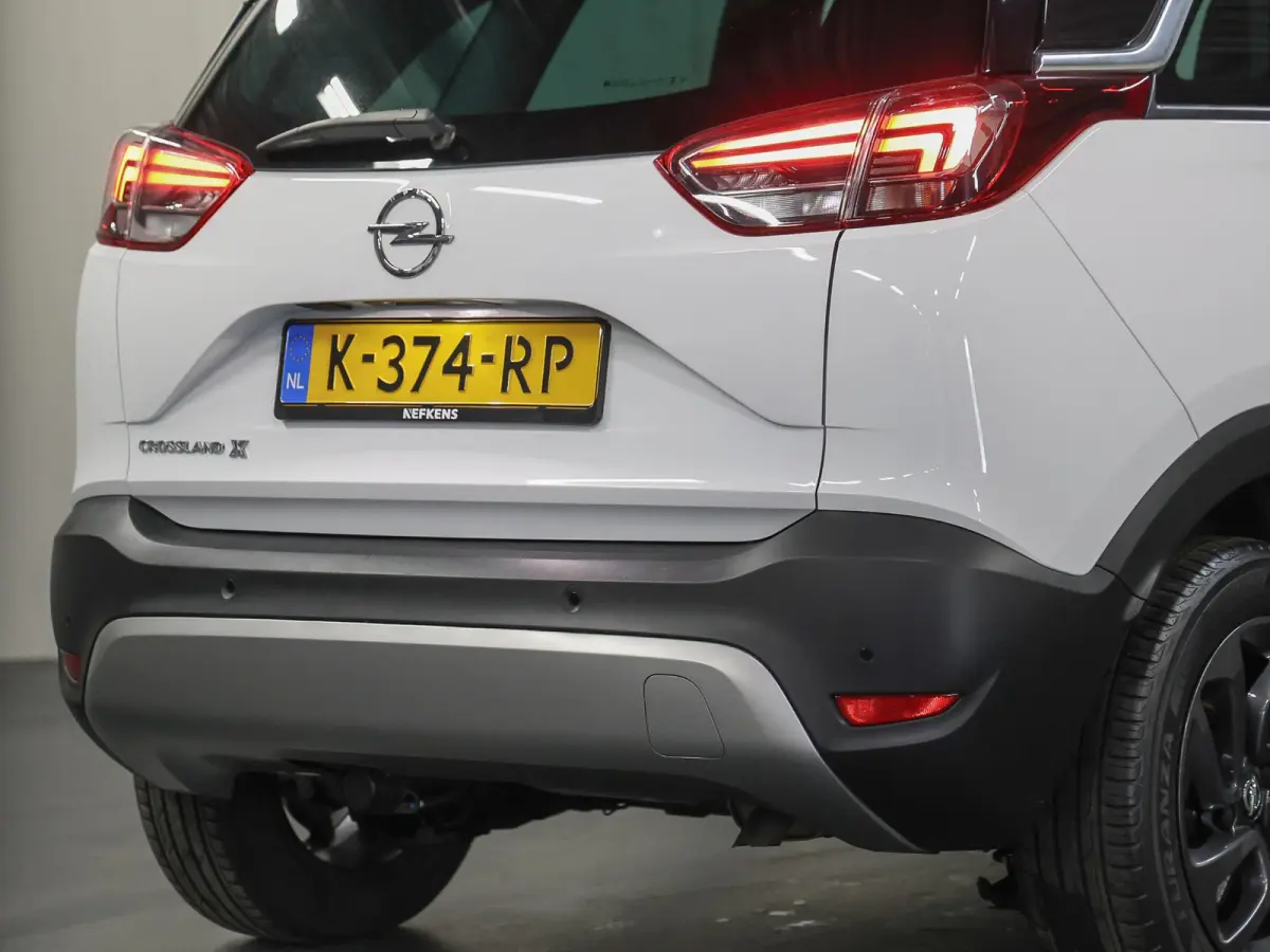 110PK Edition 2020 | 1ste eigenaar | Parkeersensoren | Navigatie | Airco | LMV | AppleCarPlay/AndroidAuto | Cruise Control | LED lampen | Trekhaak | Isofix | Privacy Glass | Parkeersensoren 