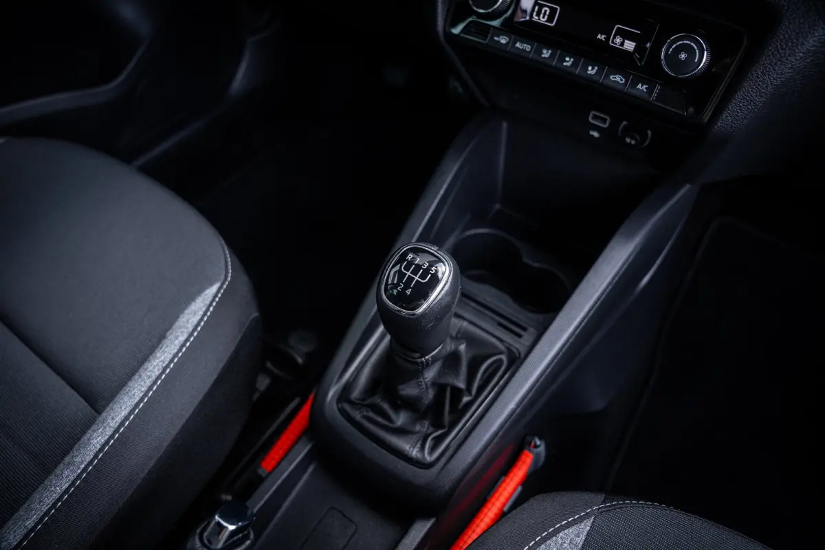 1.0 TSI Business Edition | Airco (automatisch) | Cruise control | Lichtmetalen velgen 16"