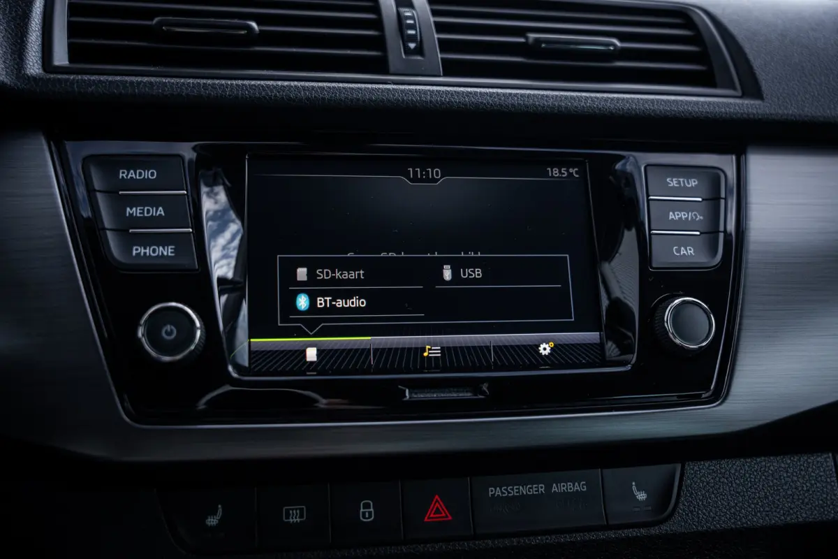 1.0 TSI Business Edition | Airco (automatisch) | Cruise control | Lichtmetalen velgen 16"