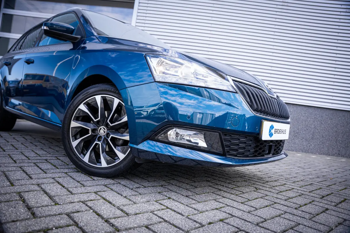 1.0 TSI Business Edition | Airco (automatisch) | Cruise control | Lichtmetalen velgen 16"